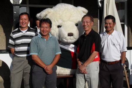 Wai Yee Hong wins UPCC Golf Tournament 2009!